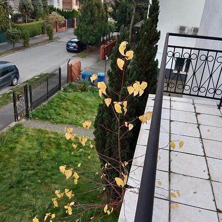 La Madriguera Acomodação com café da manhã Raszyn Exterior foto