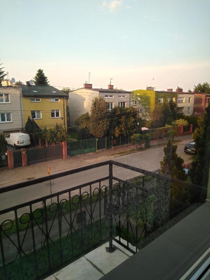 La Madriguera Acomodação com café da manhã Raszyn Exterior foto